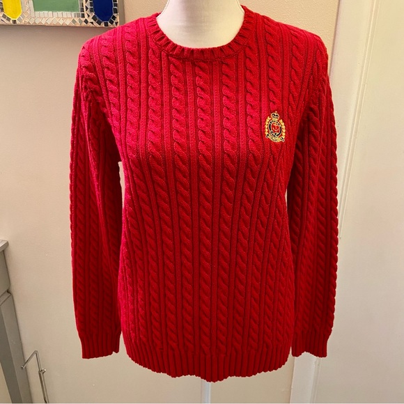 Lauren Ralph Lauren Sweaters - ✨EUC Vintage Lauren Ralph Lauren Cable Knit Sweater with Crest